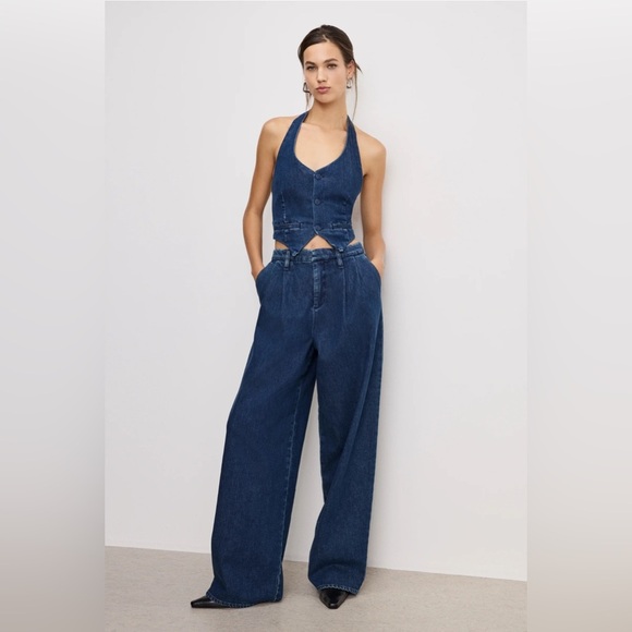 Good American Pants - NWT Good American 90’s Pleated Denim Trousers
Size 6